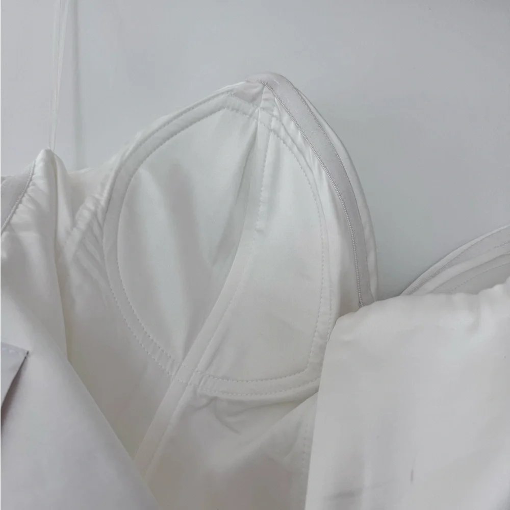 Meshki Marilyn Corset white gown | Wedding dress, rehearsal dinner, meshki dress - Picture 9 of 11